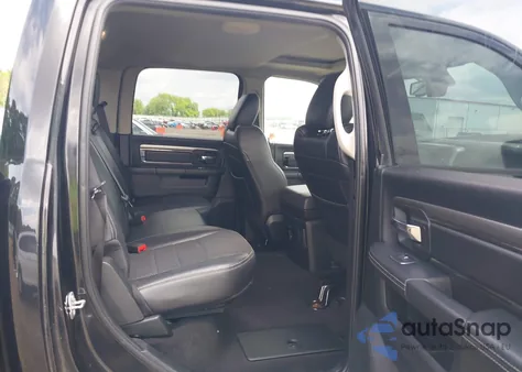 2018 Ram 1500 Sport from USA, damaged, VIN 1C6RR7MT9JS300093